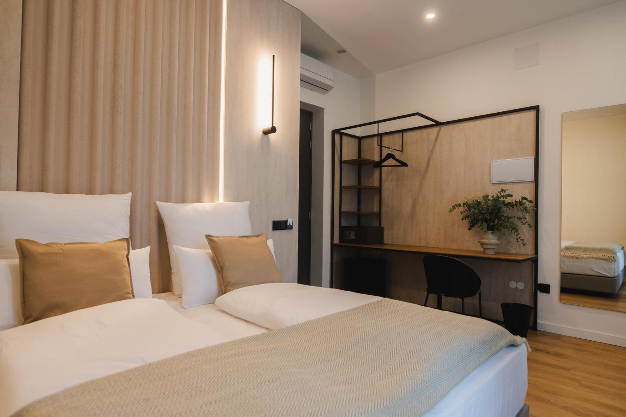 נובו סנקטי פטרי Casa Cuatro Boutique Hotel - Adults Recommended מראה חיצוני תמונה