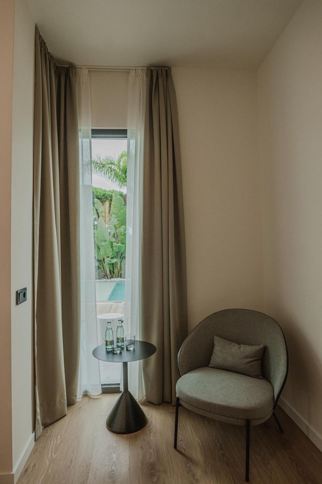 נובו סנקטי פטרי Casa Cuatro Boutique Hotel - Adults Recommended מראה חיצוני תמונה