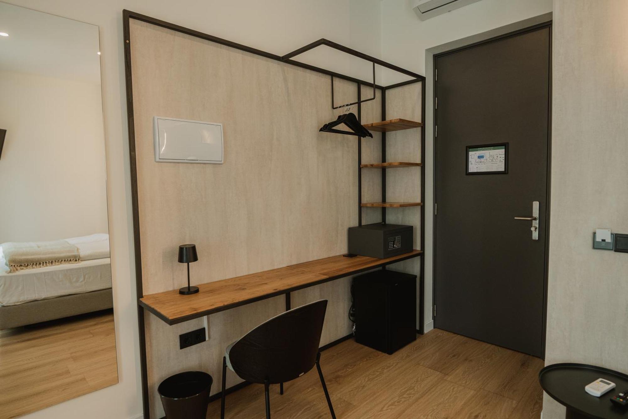 נובו סנקטי פטרי Casa Cuatro Boutique Hotel - Adults Recommended מראה חיצוני תמונה