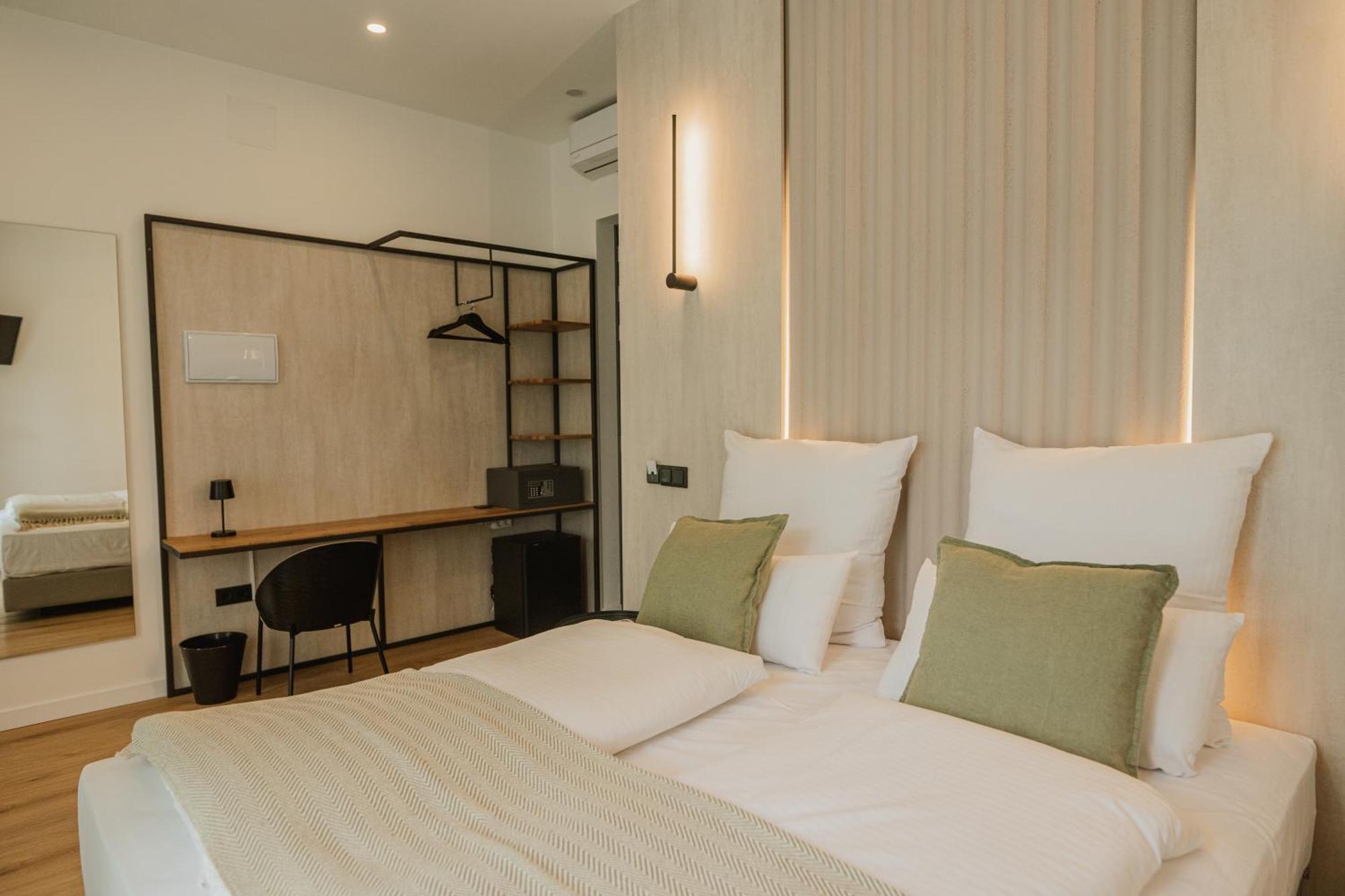 נובו סנקטי פטרי Casa Cuatro Boutique Hotel - Adults Recommended מראה חיצוני תמונה